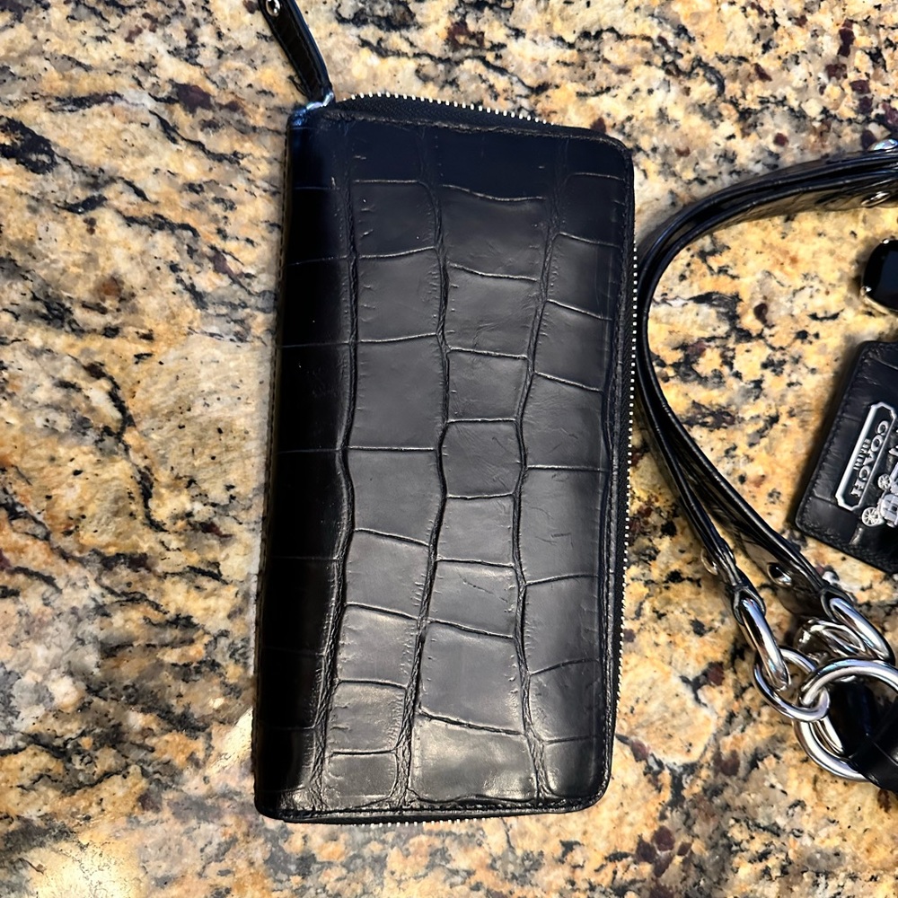 COACH ❤️ MADISON CROC EMBOSSED PATENT LEATHER ~LIMITED EDITION~ Bag & Wallet Set - Picture 14 of 15